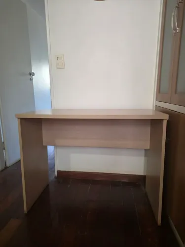 Escrivaninha aparador de madeira