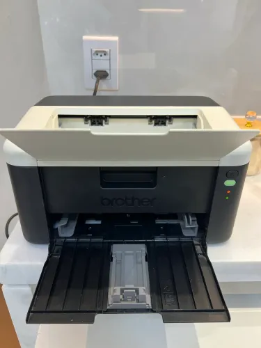 Impressora brother a laser preto e branco 