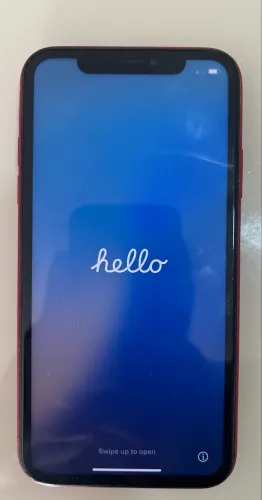 iPhone XR Vermelho 256GB - Tela Original (Detalhe na Traseira - Somente o Aparelho)