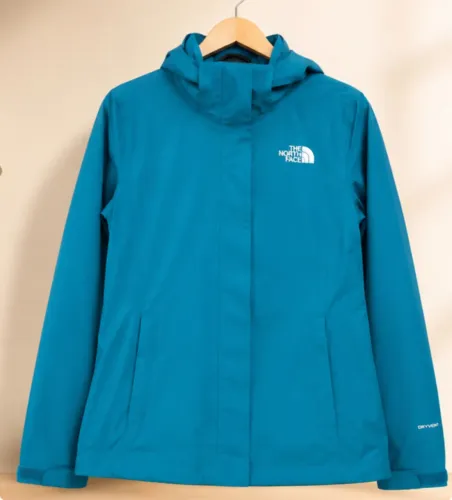 Jaqueta Feminina North Face impermeável semi nova (tamanho P)