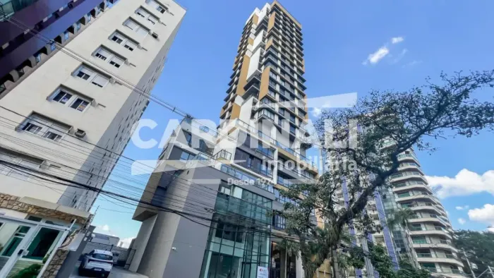 Sala comercial de 53 m² no Hub Cambuí, Campinas. Pronta para uso, excelente para negócios