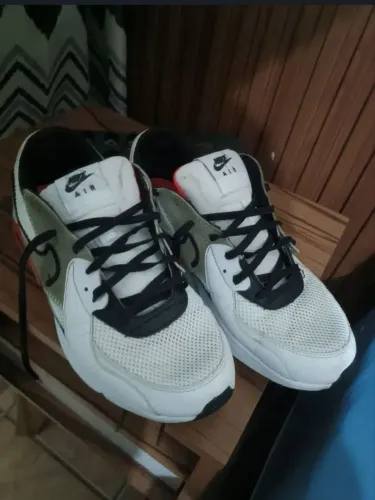Nike excee