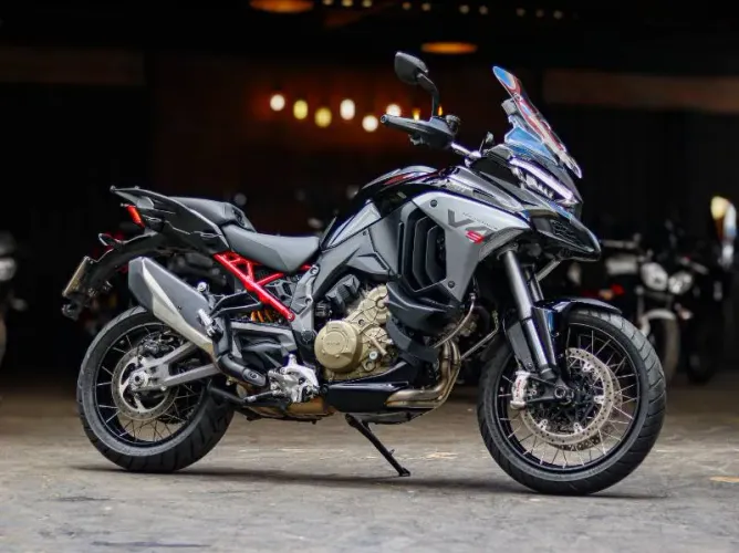 DUCATI MULTISTRADA 1100 cc 
