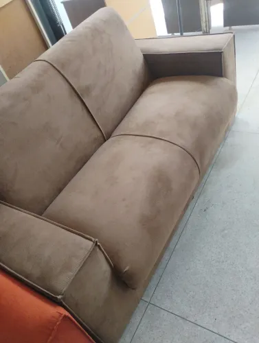 Sofá 3 lugares 