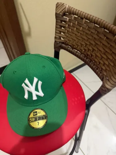 Vendo Boné New Era