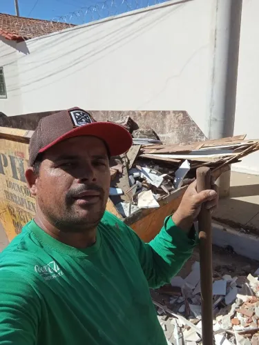 Ajudante disponível 