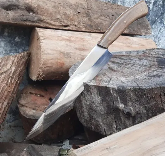 Faca artesanal tipo "picanheira" em aço inox 420