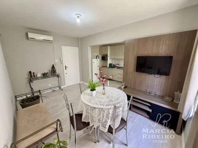 Apartamento 2 Quartos na Trindade