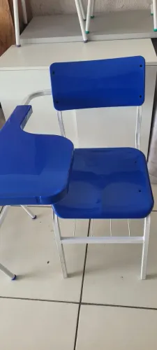 Cadeira escolar