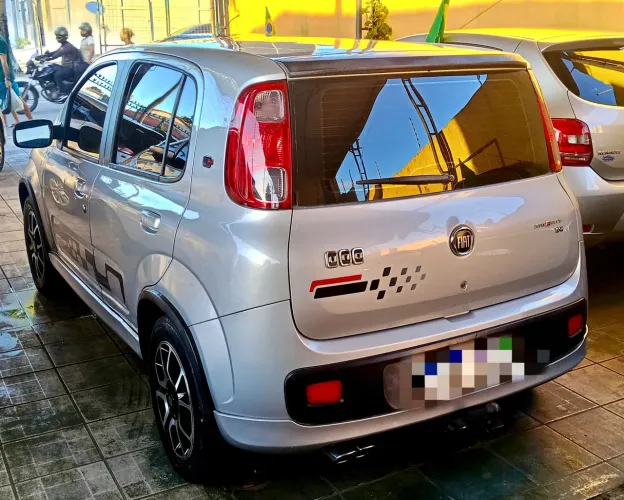Fiat Uno Sport.interlagos 1.4 EVO F.flex 8V 2013