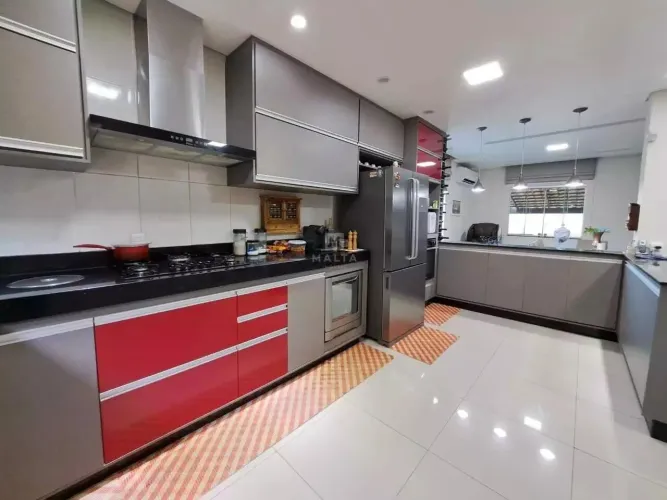 TROCO/ VENDO EXCELENTE CASA TIROL