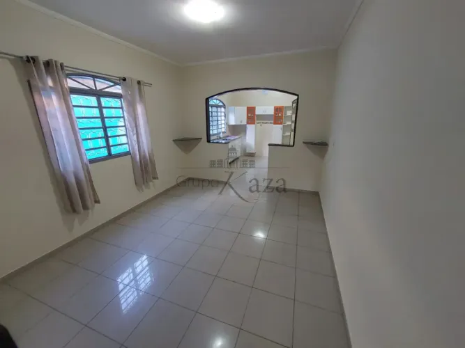 Casa Sobrado - Bosque dos Eucaliptos - 3 Dormitórios - 125m².