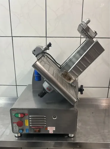 Cortador Automático de Frios BERMAR