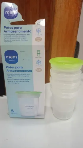 Potes de armazenamento de leite materno