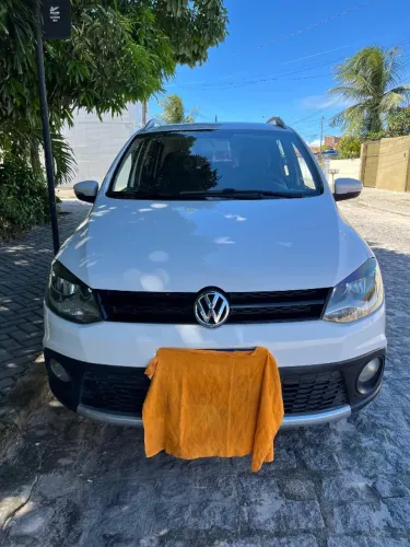 Volkswagen Crossfox 1.6 MI Total Flex 8V 5P 2013