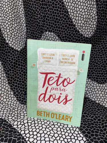 Livro - Teto para dois