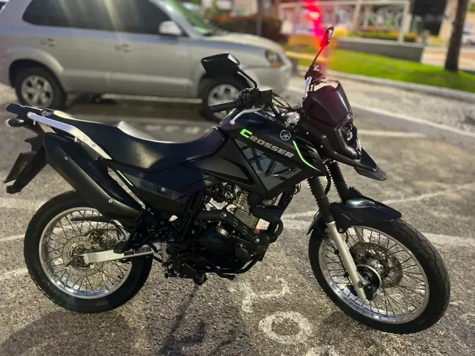 Vd/tr crosser 2024 leia descricao 