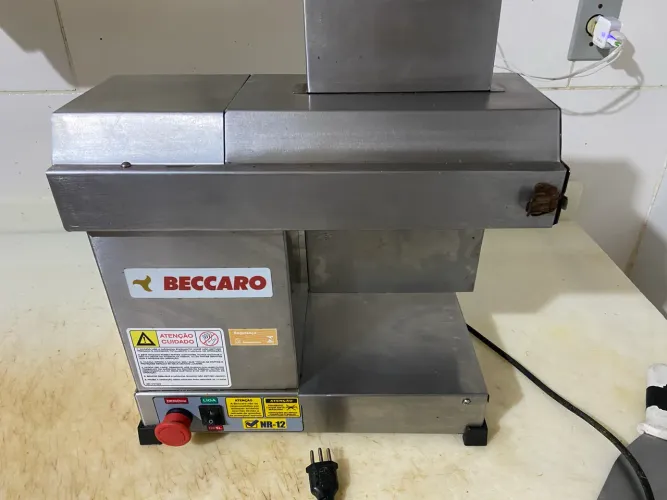 Amaciador de Bife Profissional (BECCARO)
