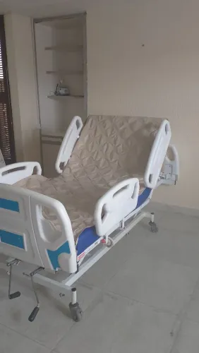 Venda Uma cama hospitalar