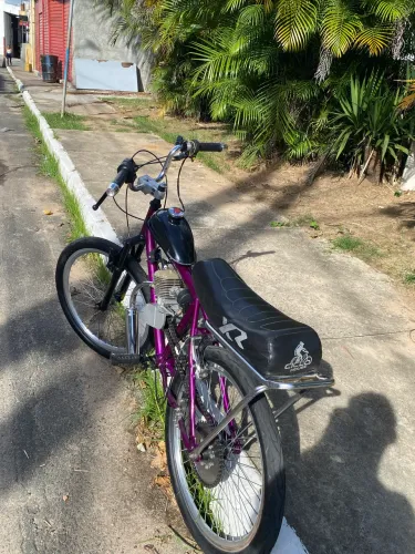 Motorizada com bicimoto 2 meses de uso
