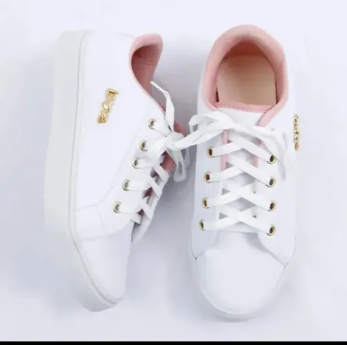 Tênis número 35 / Branco com detalhes - Novo