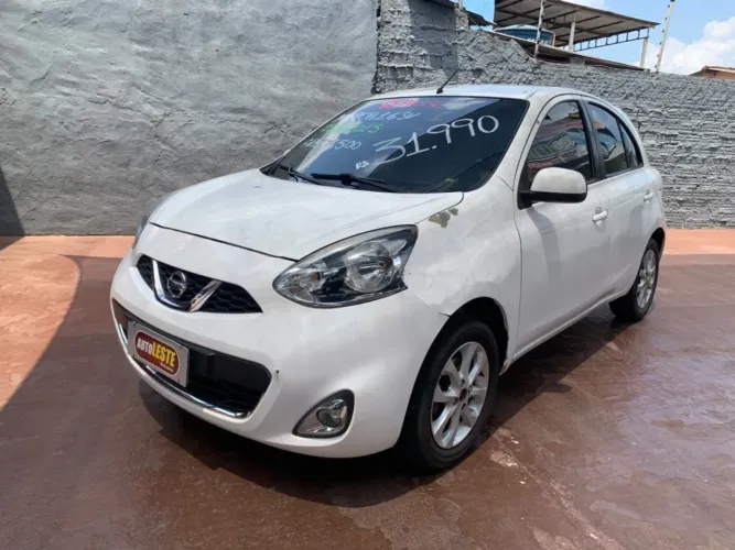 Nissan March SV 1.6 16V Flex Fuel 2015