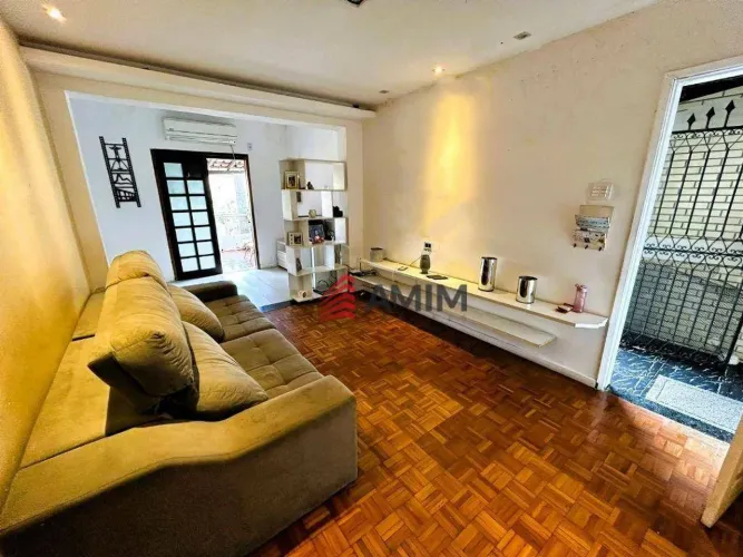 Sobrado à venda, 230 m² por R$ 360.000,00 - Porto Velho - São Gonçalo/RJ