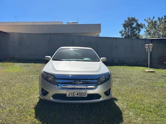 Ford Fusion SEL 3.0 V6 AWD 24V 243cv Aut. 2011