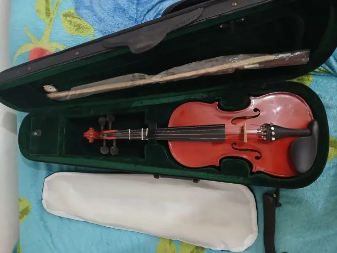 Violino NOVÍSSIMO + Case TOP