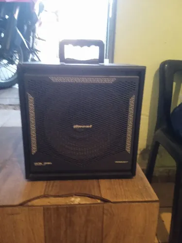 Vendo caixa multiuso marca oneal