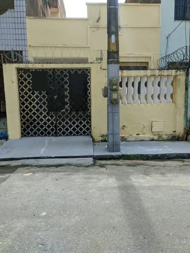 Casa à venda no bairro de Fátima, Fortaleza