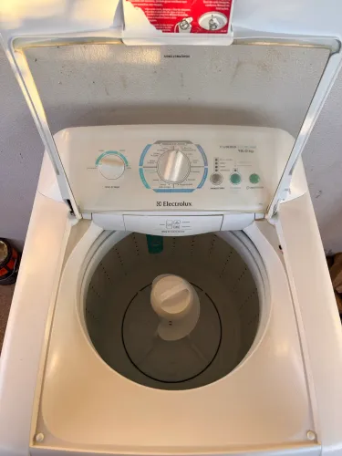Máquina de lavar Electrolux 12kg