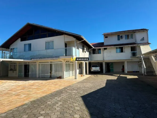 Apartamento Mobiliado no Guanabara com suíte e Piscina