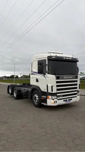 Scania R400 6x2 ano 2004