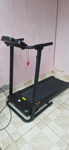 Esteira elétrica sem motor