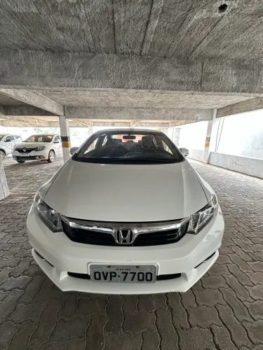 Honda Civic Sedan LXR 2.0 Flexone 16V Aut. 4P 2014
