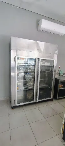 Freezer expositor 2 portas Inox + Estufa de 2.20m