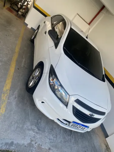 Chevrolet Onix JOY Hatch 1.0 8V Flex Mec. 4P 2019
