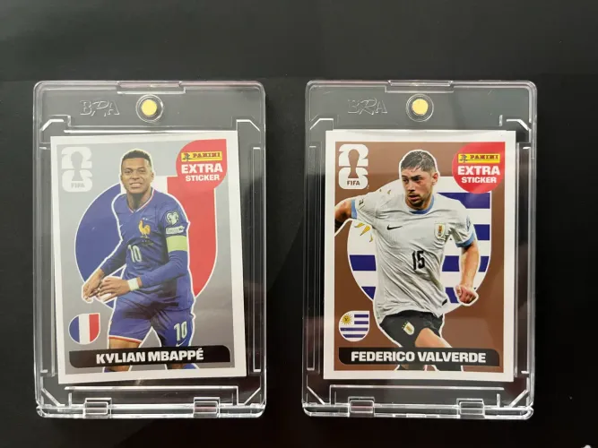 Figurinha extra sticker Mbappé e valverde