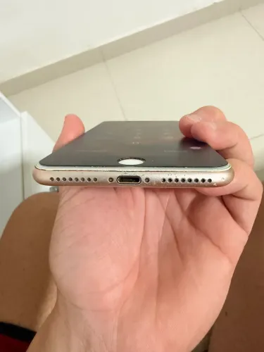 iPhone 8 Plus