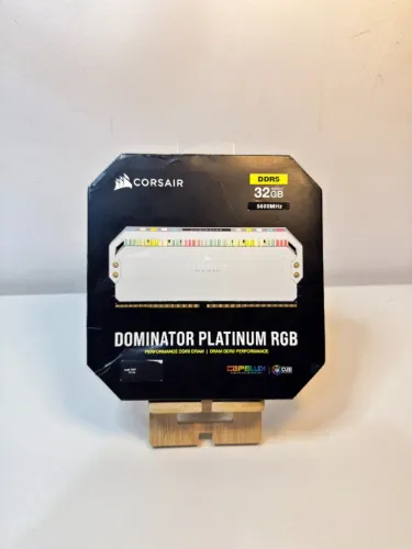 Memória Ram Corsair Dominator Platinum RGB DDR5 32GB 5600MHz (2x16GB) CL36 UR0422 CMT32GX