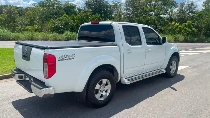 Nissan Frontier XE CD 4X4 2.5 TB Diesel 2013