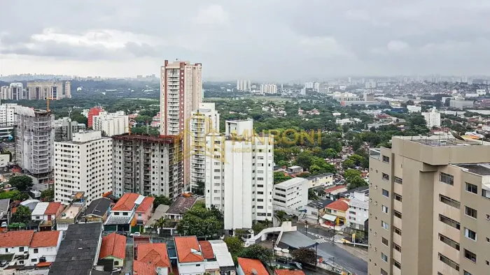 Imóvel para venda possui 105 metros quadrados com 3 quartos em Lapa - São Paulo - SP