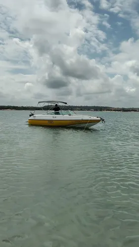 Passeio de lancha