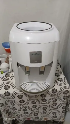 Bebedouro Elétrico a Motor Perfeito
