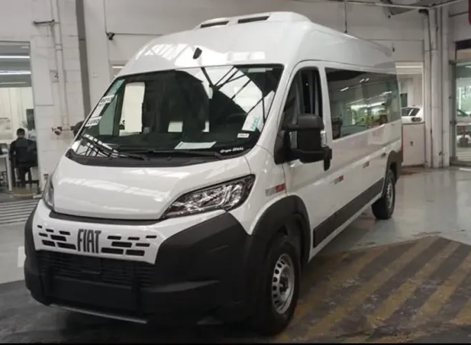 Fiat Ducato Minibus 2.2 LUXO 16L (E6) 2026