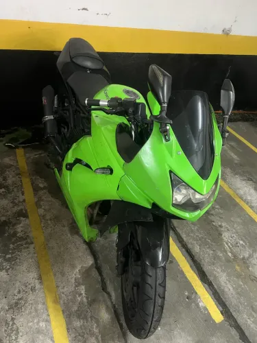 Kawasaki ninja 250 cc - para retirada de pecas ou reparo do motor
