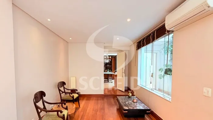 Casa Comercial á Venda em Campo Belo, com 155m² construidos, 2 salas 2 quartos e 2 vagas
