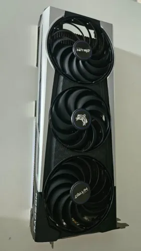 Placa De Video Rx 6700Xt 12Gb Seminova 3 meses de Garant( estudo troca por outra placa)