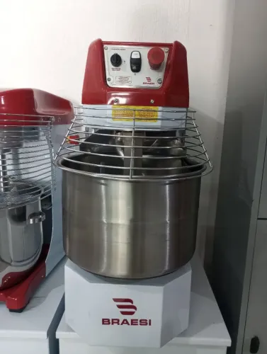 NZ. Amassadeira espiral 15kg BRAESI